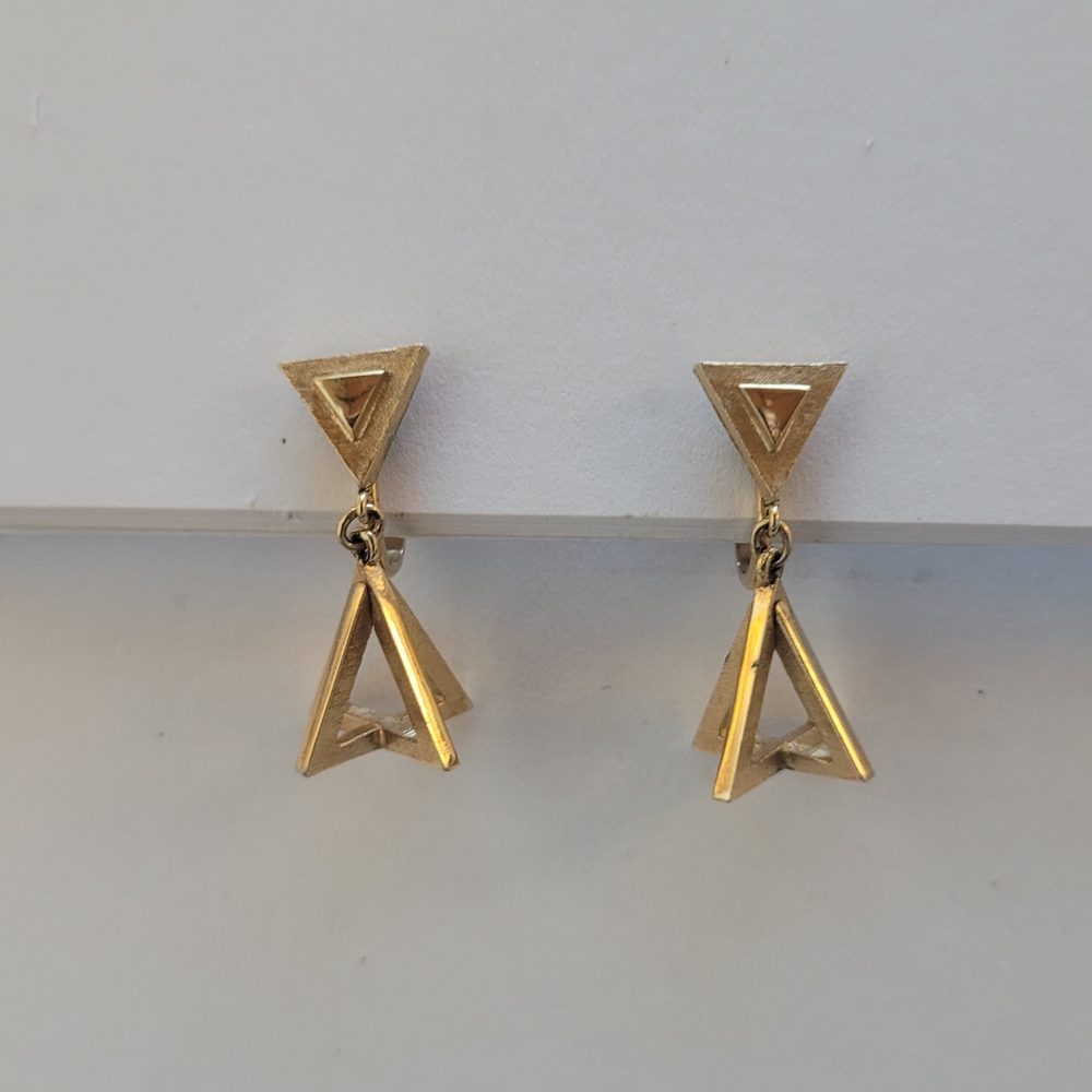 Vintage | Crown Trifari | Clip on Earrings | Geometric